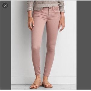 American Eagle pink jeggings